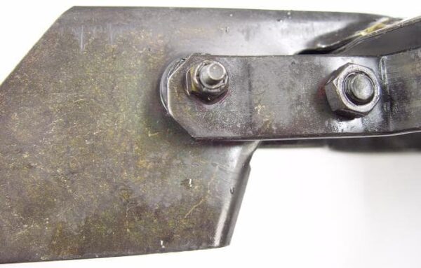 Có nhiều nguyên nhân khiến inox bị oxi hóa
