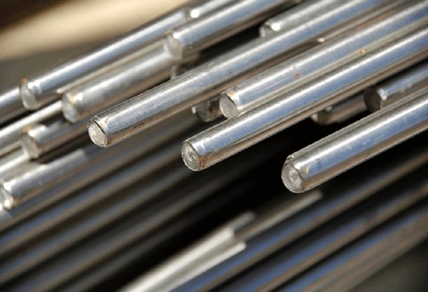 Inox 303 còn ghi điểm nhờ vào vẻ ngoài sáng bóng, dễ dàng vệ sinh đánh bóng